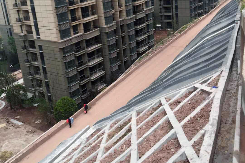 重慶云母山恒大水城三期L段邊坡支護(hù)