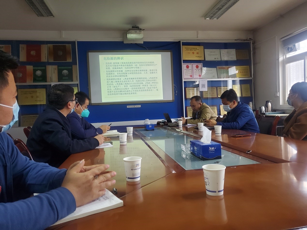 電勘院舉辦安全生產(chǎn)“危險(xiǎn)源辨識及應(yīng)對處置措施--建筑施工現(xiàn)場重大危險(xiǎn)源控制”知識培訓(xùn)講座
