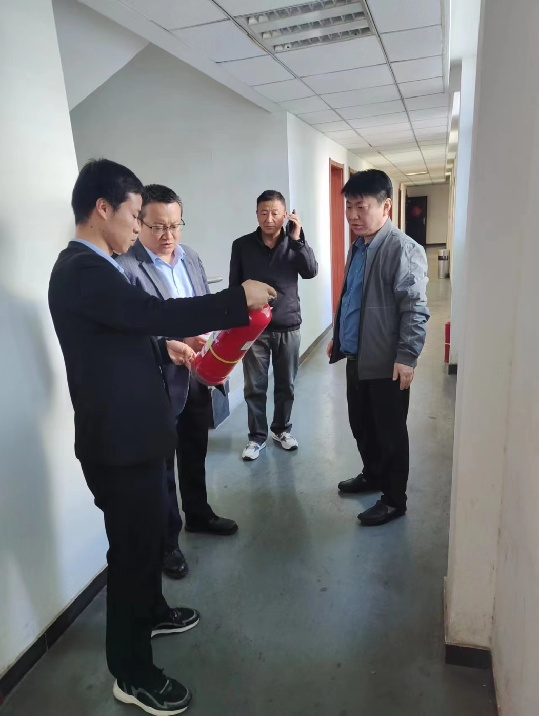 電勘院開展節(jié)前安全生產(chǎn)、消防安全檢查及隱患排查